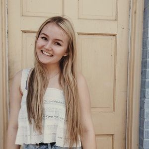 Meet your Posher, Emmy